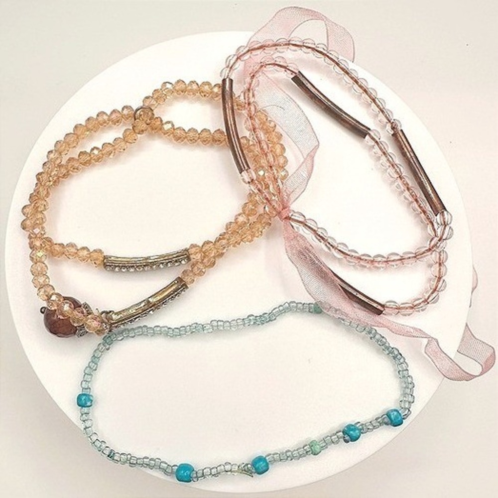 Vintage 90s Beaded Bracelet Set‎ Pink Blue Crystal Beads Gold Tone Accents Boho